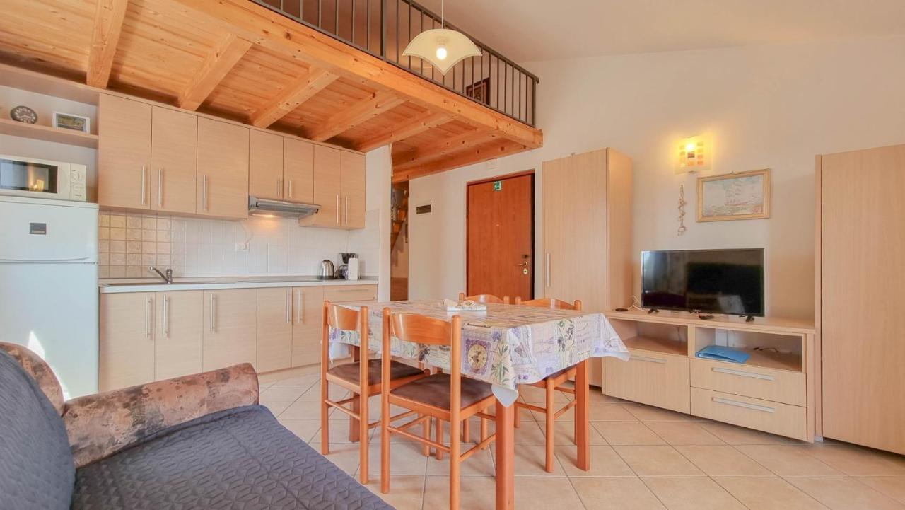 Apartamento Carlo Lovrečica Exterior foto