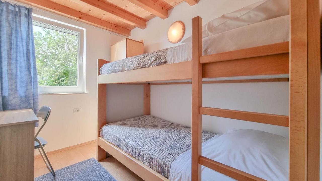 Apartamento Carlo Lovrečica Exterior foto